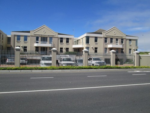 Lagoon Beach — photo 6